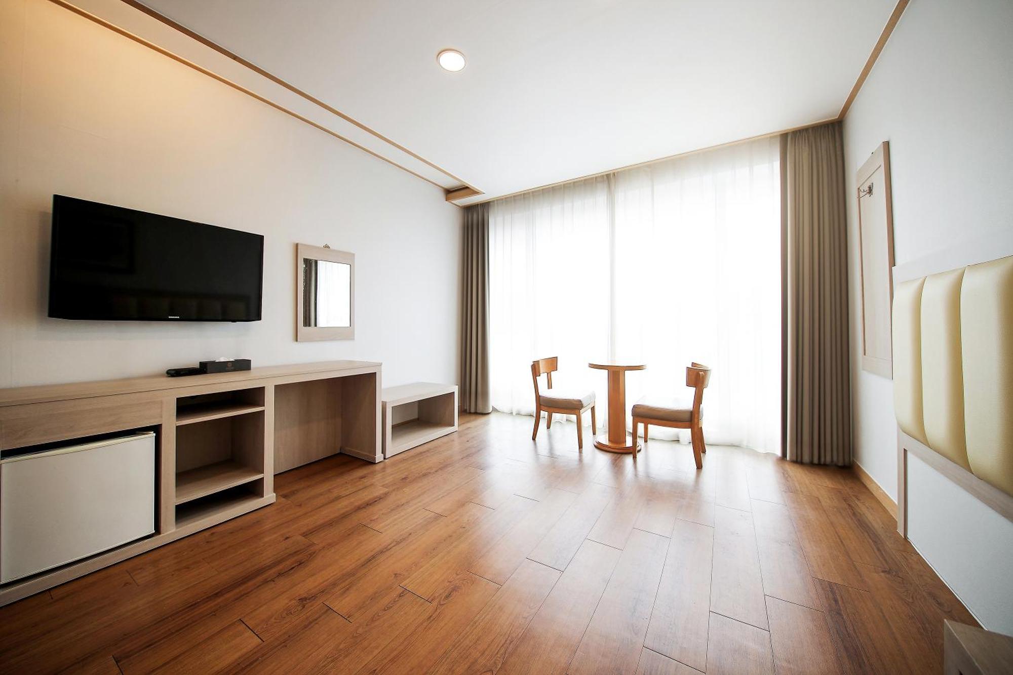 Shin Shin Hotel Jeju City Dış mekan fotoğraf