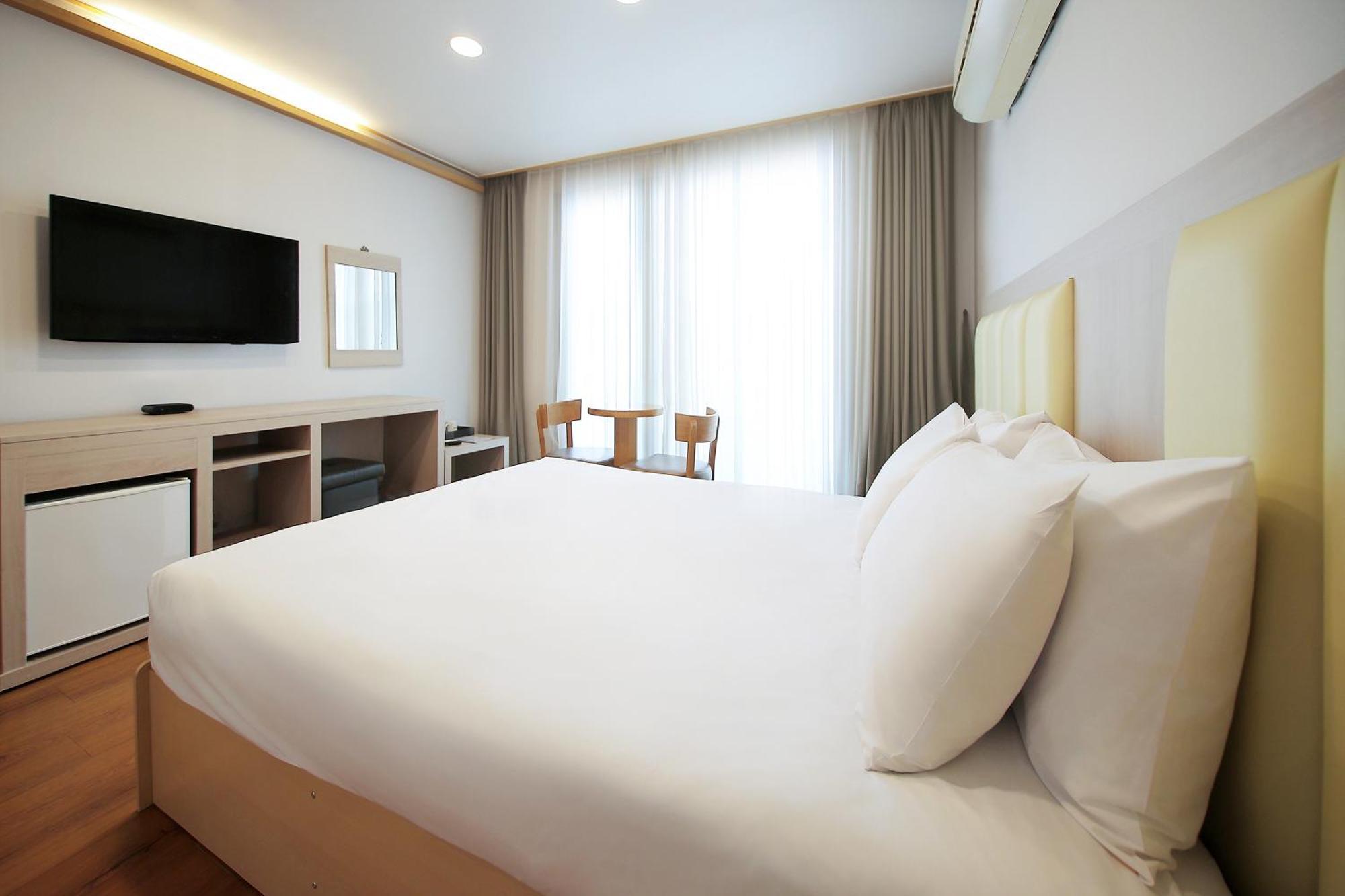 Shin Shin Hotel Jeju City Dış mekan fotoğraf