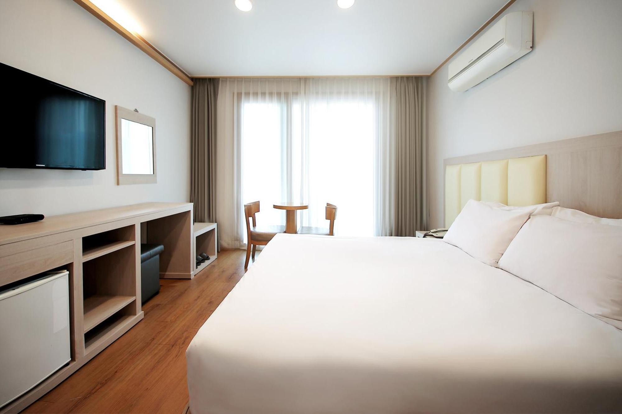 Shin Shin Hotel Jeju City Dış mekan fotoğraf