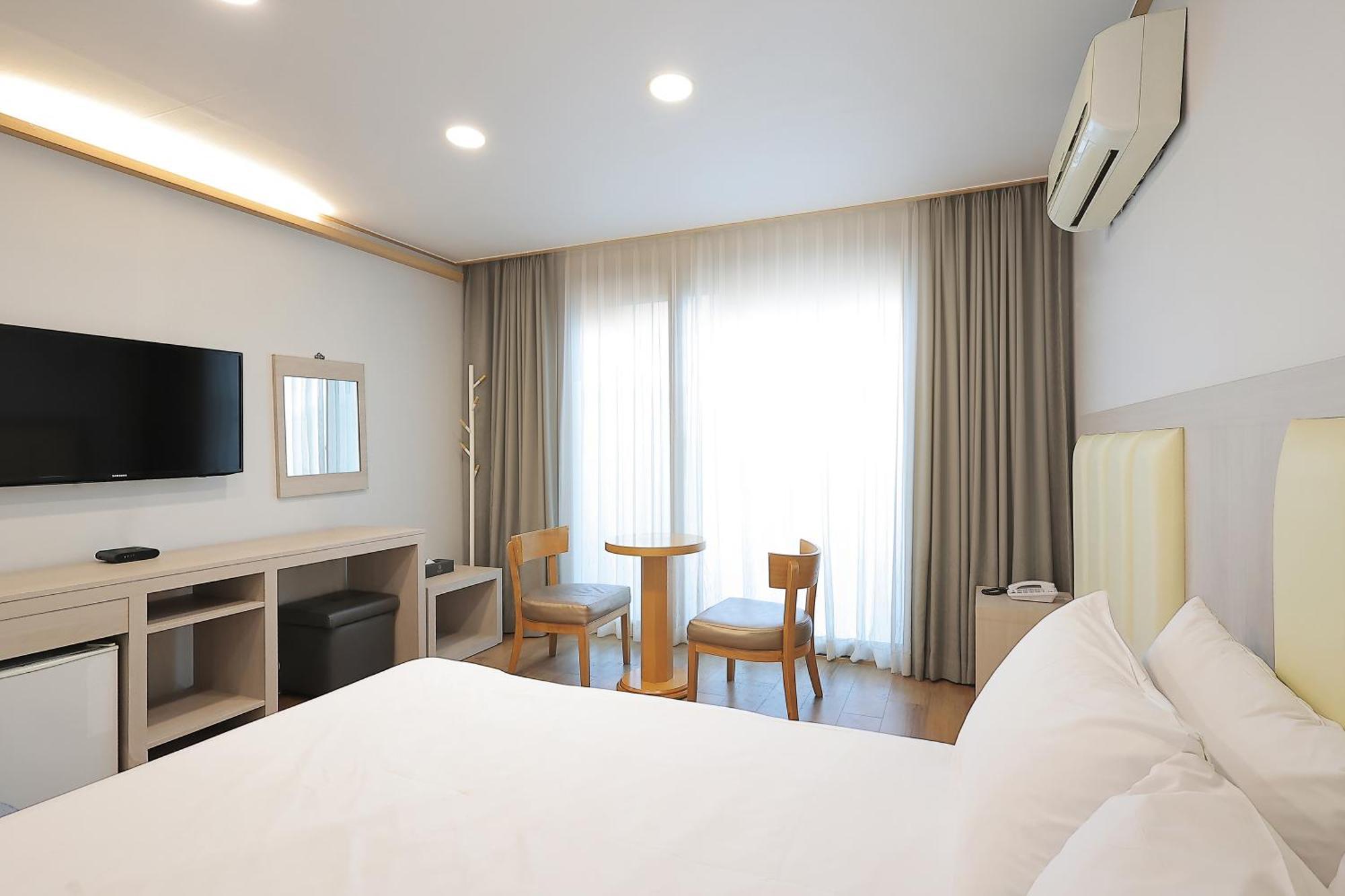 Shin Shin Hotel Jeju City Dış mekan fotoğraf